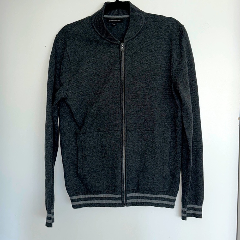 Banana Republic gray zip up size M